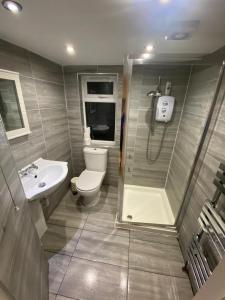 4 Bedroom Apartment & 2 Bedroom apartment