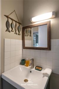 Appartements Emeraude Cozy Nest 3 Heart of Historic District 2 guests : photos des chambres