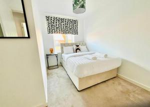 Honeybee Haven Retreat - 3 Bed House