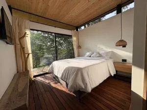 Refugio Naoak - Confortable Cabaña en el Bosque - Pavas