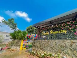 Kayla Homestay - Villa Long An - 和平