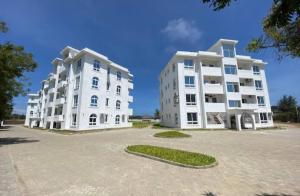 Modern Couzy Suites 2Bdrms