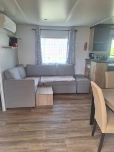 MH 535 Tout équipé 3 CHAMBRES 1 SDB dans camping 4 étoiles