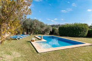 Villa Perdiu Vell Petit by Sealand Villas