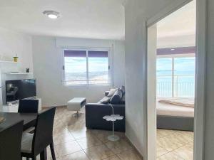 Entire beachfront apartment ALAIN