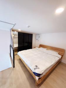 Cassia Rama9 Loft Highrise View Central