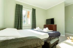 Villa Peroni Honeymoon cottage - with swimming pool