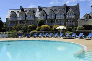 Appartements A 03 Pool apartment with sea view : photos des chambres