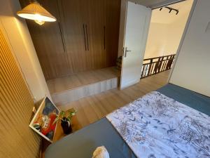 55 bước là tới HOUSE - 55 steps to go