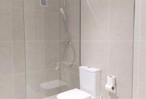 Apartamento 2H frente al mar y piscina 423