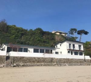 Villas Maison pieds dans l-eau d-exception en Bretagne ! : photos des chambres