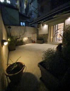 Smart Cozy Studio at Athens 30 Sqm with yard semi-basement