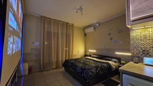 Smart Cozy Studio at Athens 30 Sqm with yard semi-basement