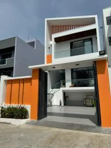 Orange house - Can Gio