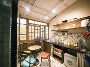 Almanach House - Lý Thường Kiệt