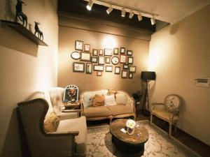 Almanach House - Lý Thường Kiệt