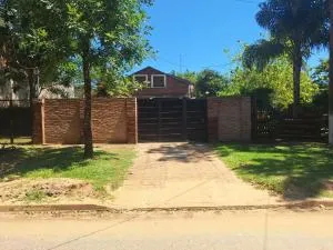 Hermosa Cabaña Paso Patria - Cerrito