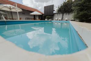 ISONDU Suites & Breakfast