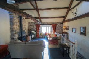 Seed Howe, Staveley a traditional cottage in a small village only 10 minutes from Windermere