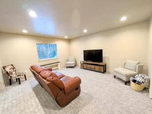 BRAND NEW World Adventure at Aspen Crest