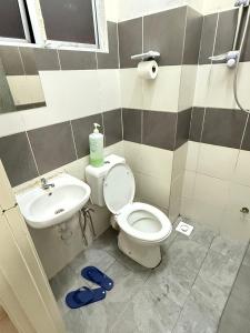 AYAAN CLUB HOUSE Free WiFI & Netflix