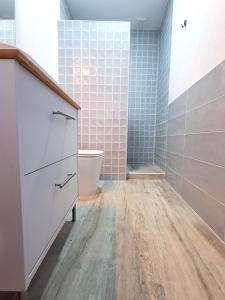 Casa El Cuartel with private seaview rooftop