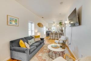 Walk to Beach Keansburg Home with Patio and Fire Pit!