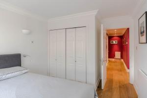 Charter Luxe - Covent Garden - By Frankie Says