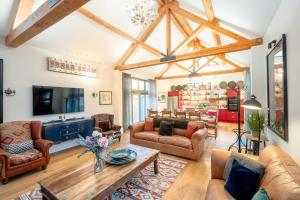 Alde Bay Farm - Barn Owl Sanctuary