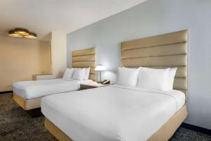 Best Western Plus Universal Inn - Free Shuttle to Universal Studios!