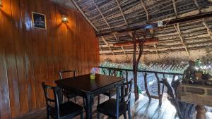 Catamaran Lagoon Cabana