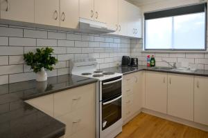 Affordable Quality - Central Wagga