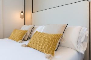 Stylish Rural House Golf Course