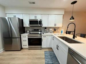 2Br 2Ba Condo on Golf Course