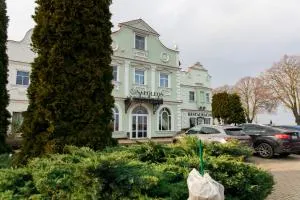 Hotel Napoleon - 谢拉兹