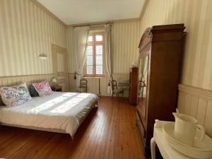 Appartements Le Jardin du Clocheton, jardin et parkings prives, centre Etretat : photos des chambres