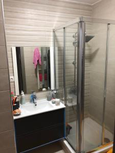 Apartement F3 neuf, proche Metro