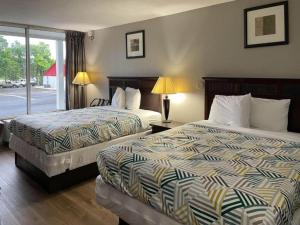 Deluxe Queen Room with Two Queen Beds - Non-Smoking room in Stay Express Hotel