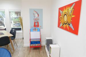 Pop Art Chic Stunning Shaw - U Street Apartment