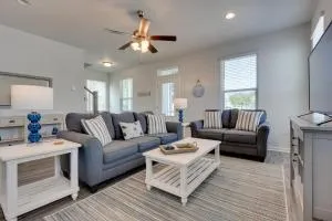 Coastal Port St Joe Getaway with Pool and Beach Access - 圣乔港