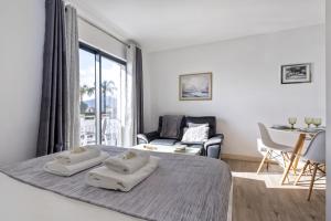 Forum Ocean View 4B by Homie