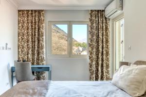 Luxury Design 2-Bedroom apartment by MN Property