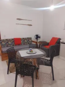 Apartamento Ubatuba Maranduba 150m da Praia - Ilha Maranduva