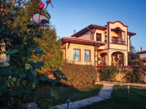 къща за гости villa Jurta