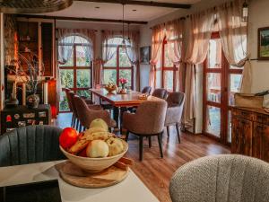 къща за гости villa Jurta