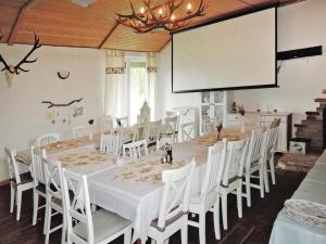 Villa in Troszyn by Lake with Natural Beach