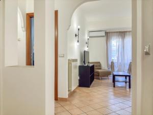 Porta Maggiore - Cora Charm