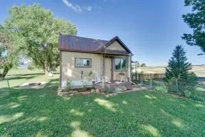 Modern Cortez Mountain Retreat with Yard and View - Teec Nos Pos