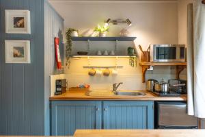 Romantic Tricklebeck Spa Cottage