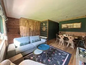 Cortina Center House - Col